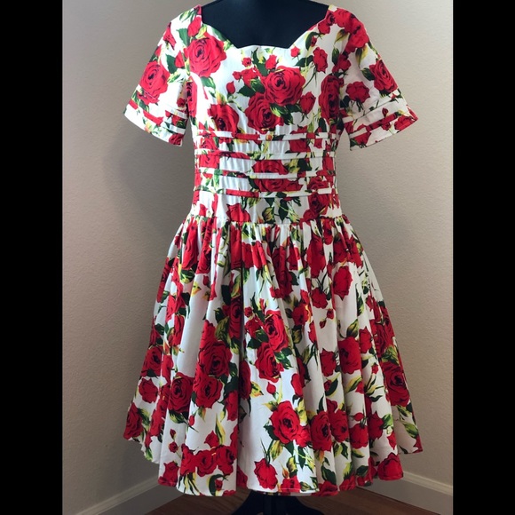 TOTALLY VINTAGE SWING DRESS... PRE LOVED - Picture 4 of 7